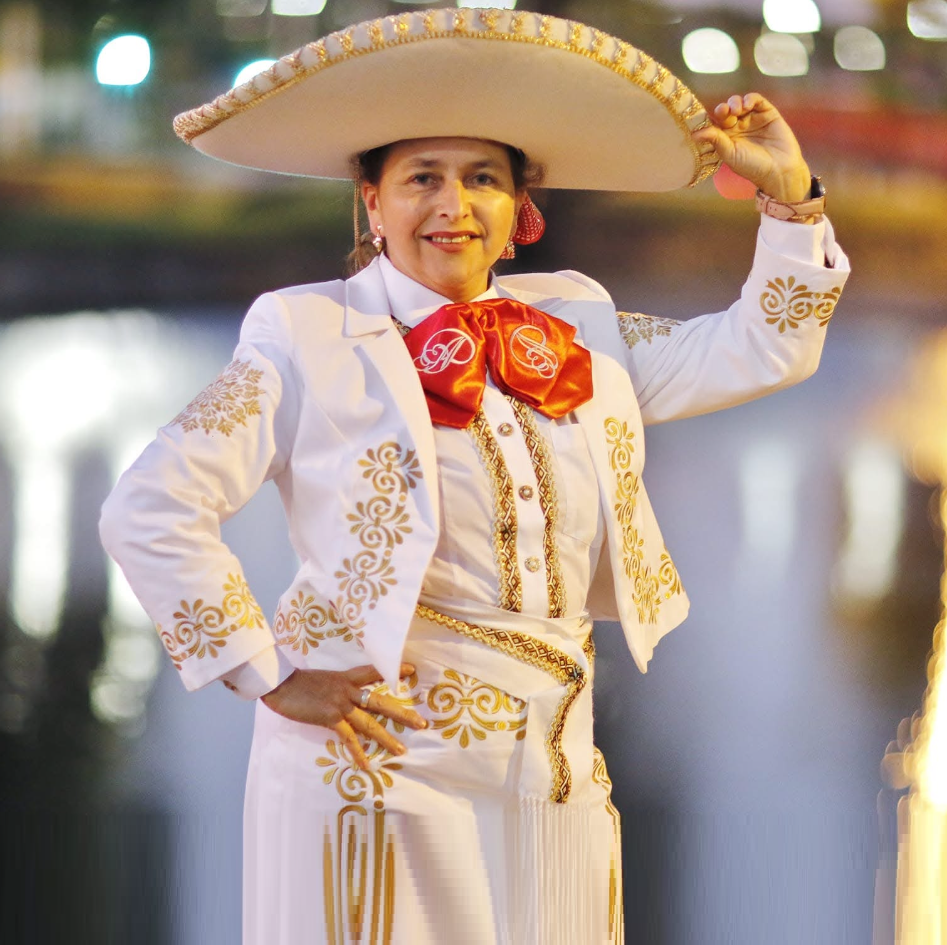 Servicio Anexo - ceremonia en vivo cantante