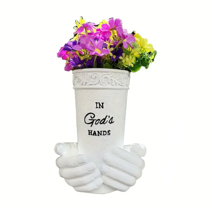 Maceta decorativa de resina clásica 'En manos de Dios' - Imagen 2