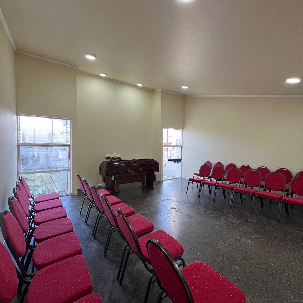 salon velatorio noche